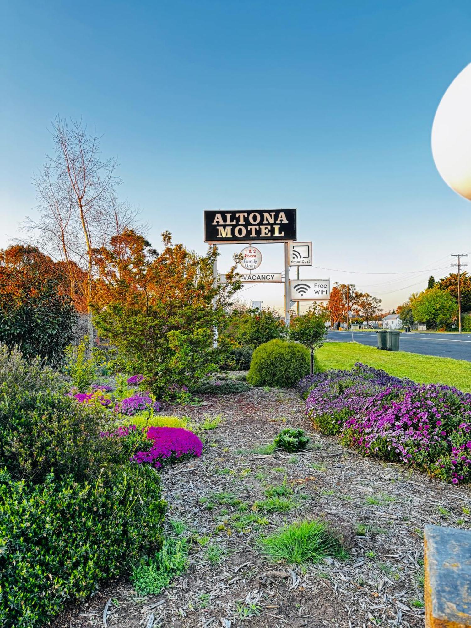 Altona Motel Uralla ภายนอก รูปภาพ
