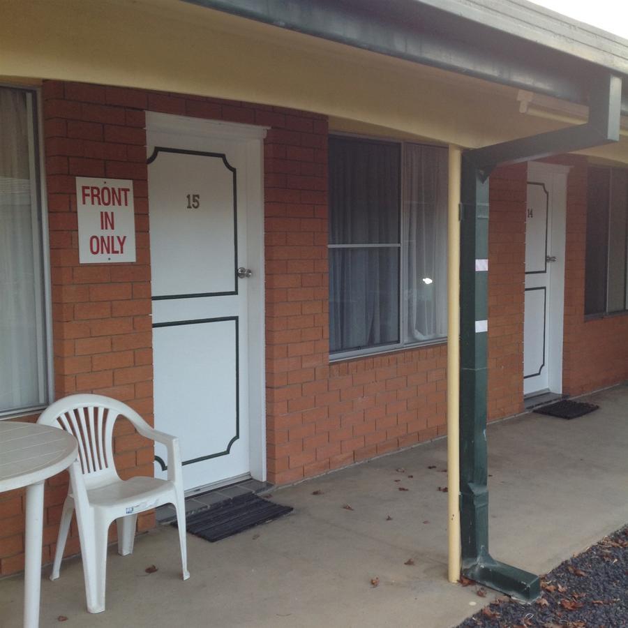 Altona Motel Uralla ภายนอก รูปภาพ